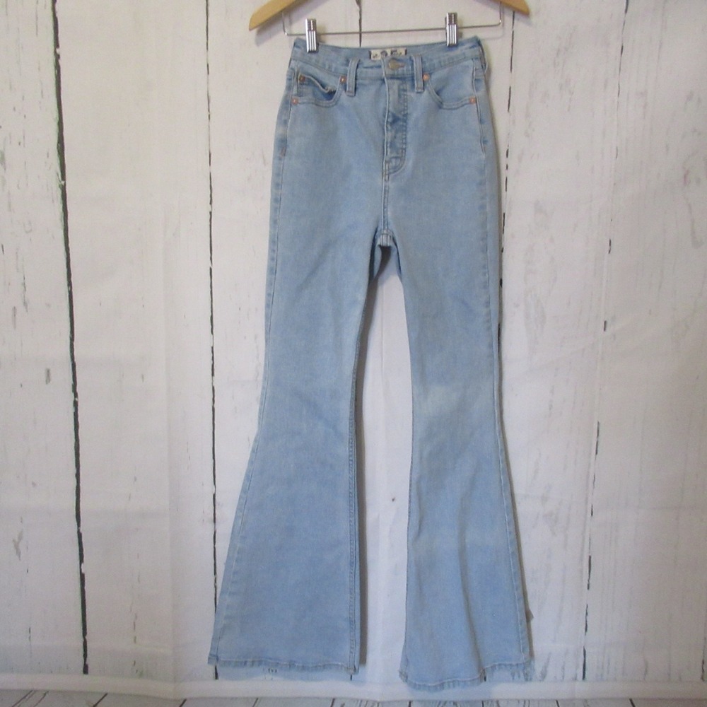 We The Free People Jeans 25 CRVY Robin Flare Jeans High Rise Curvy Boho